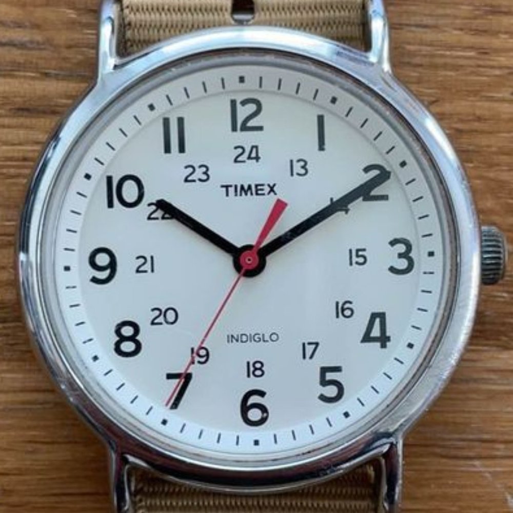 Timex Weekender 38mm cream dial